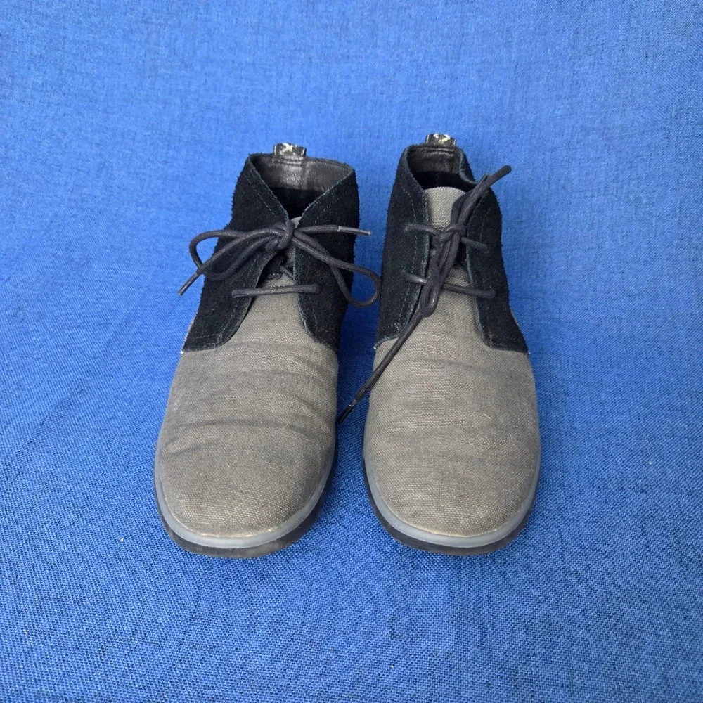 UGG Freamon Mens Size 9.5 Chukka Boots Black Grey Suede Canvas Lace Up 1007645